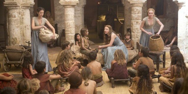 Margery (Natalie Dormer) positions herself as a queen of the people in Game Of Thrones 3x01