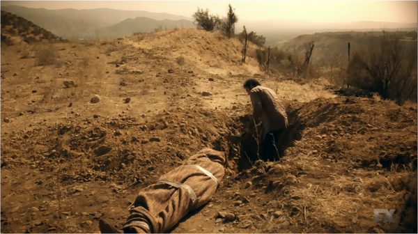 Linder (Thomas M. Wright) buries the body of his assailant moments in The Bridge 1x05