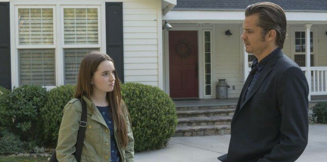 Raylan (Timothy Olyphant) and Layla in 'The Kids Aren't Alright'